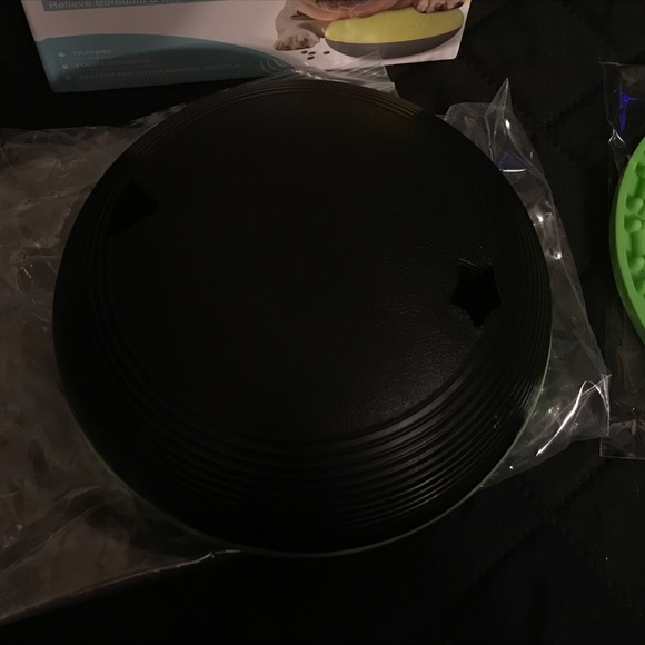 Treat/Food Dispensing Dog Toy & LickMat Bundle - Picture 10 of 16